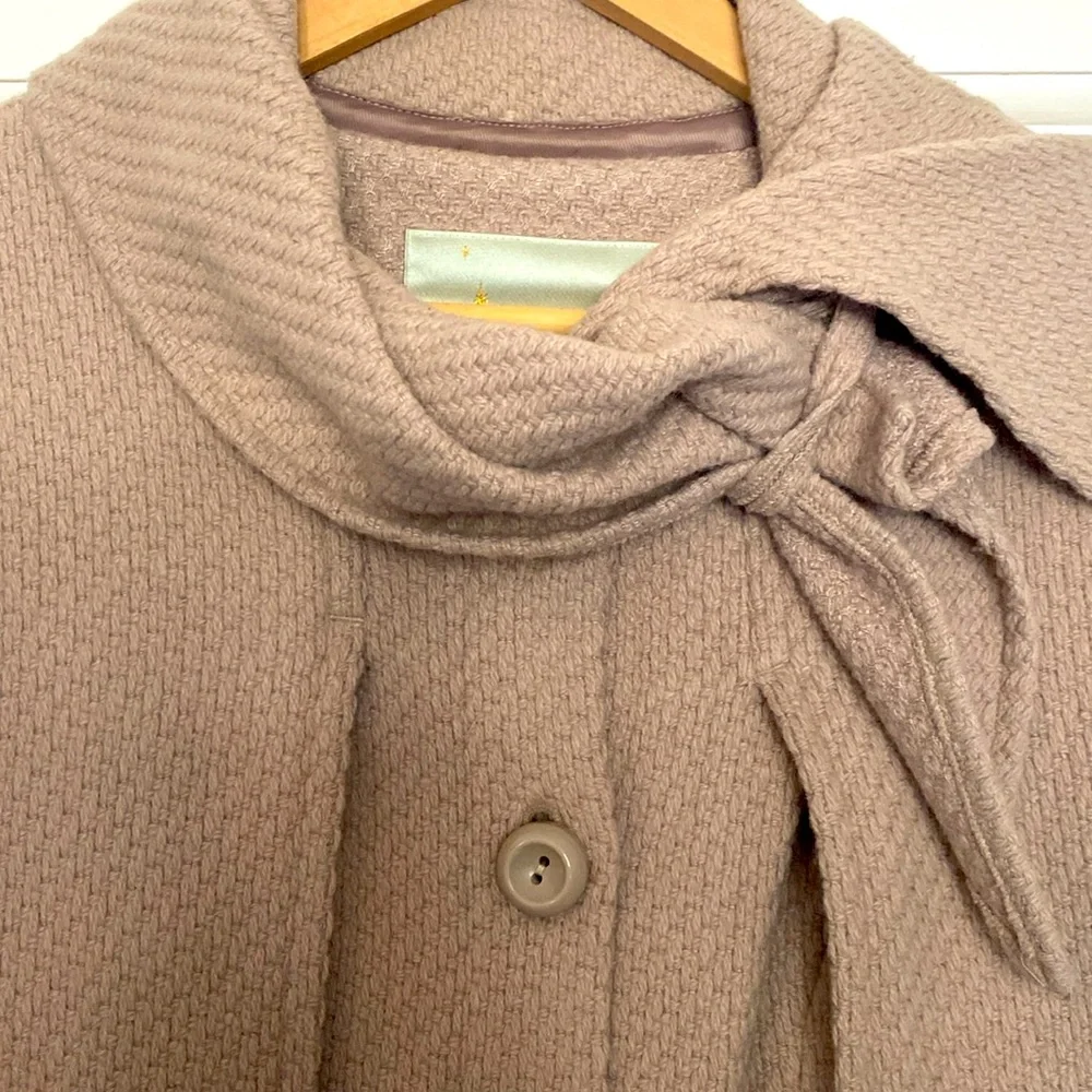 Beth Bowley poncho jacket - Picture 3 of 8